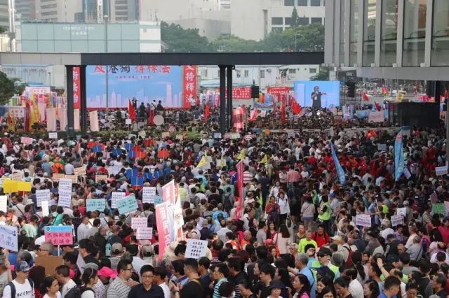 香港现在有多少人口_...收复远东领土 香港人一句话震撼普京(2)