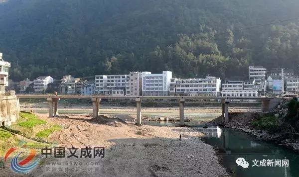 秀山县城有多少人口_重庆 秀山加强对山坪塘管理(3)